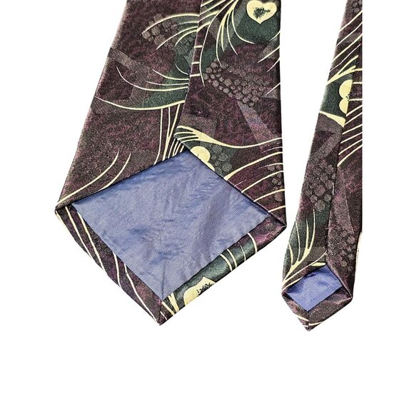 Vintage Bossanoba Silk Tie With Purple & Cream Abstract Floral  and Heart Design - Picture 3 of 10